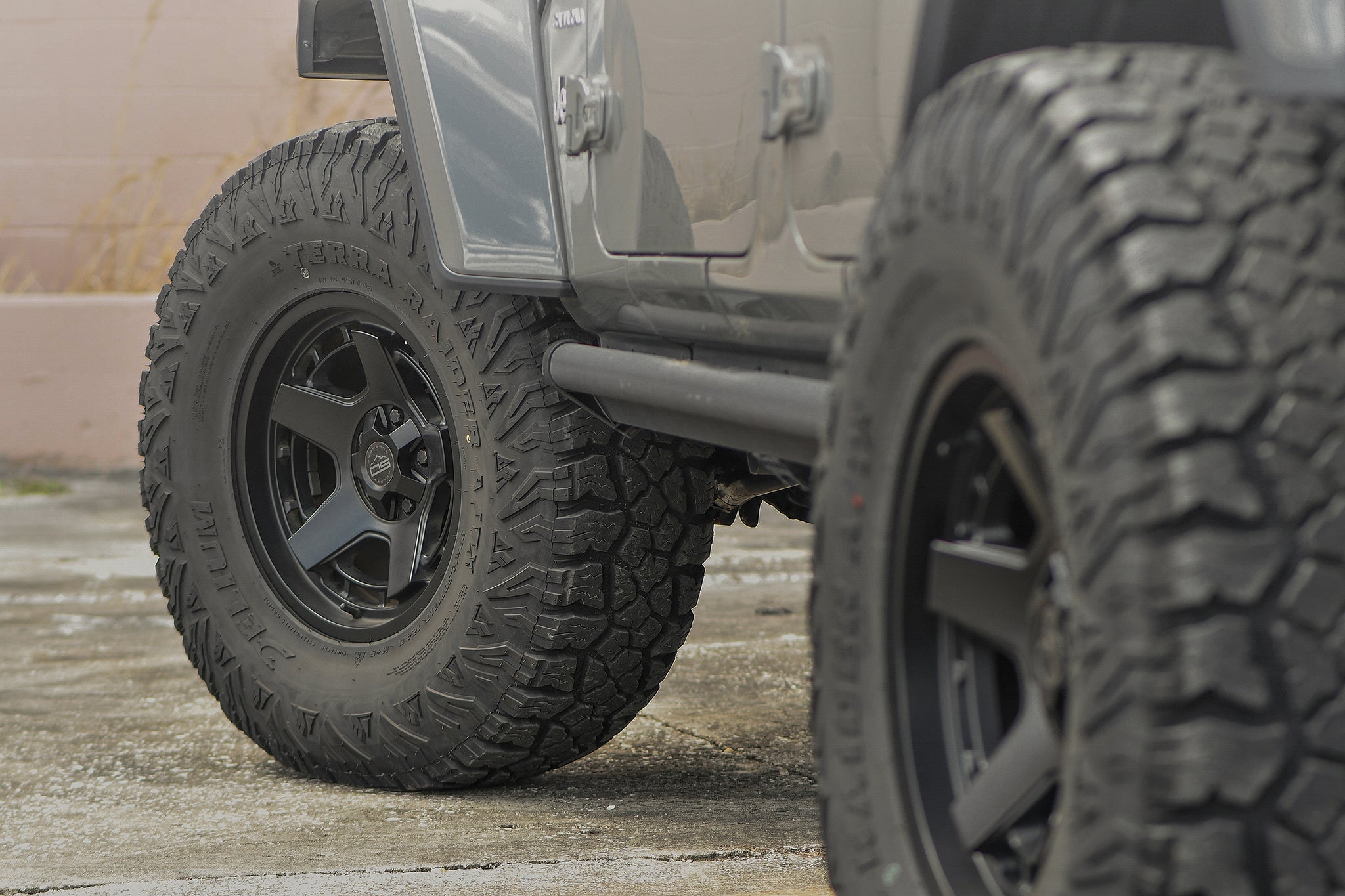 Overland Sector Atlas 17x9 -12 6x135/6x139.7mm 106.2mm Satin Black