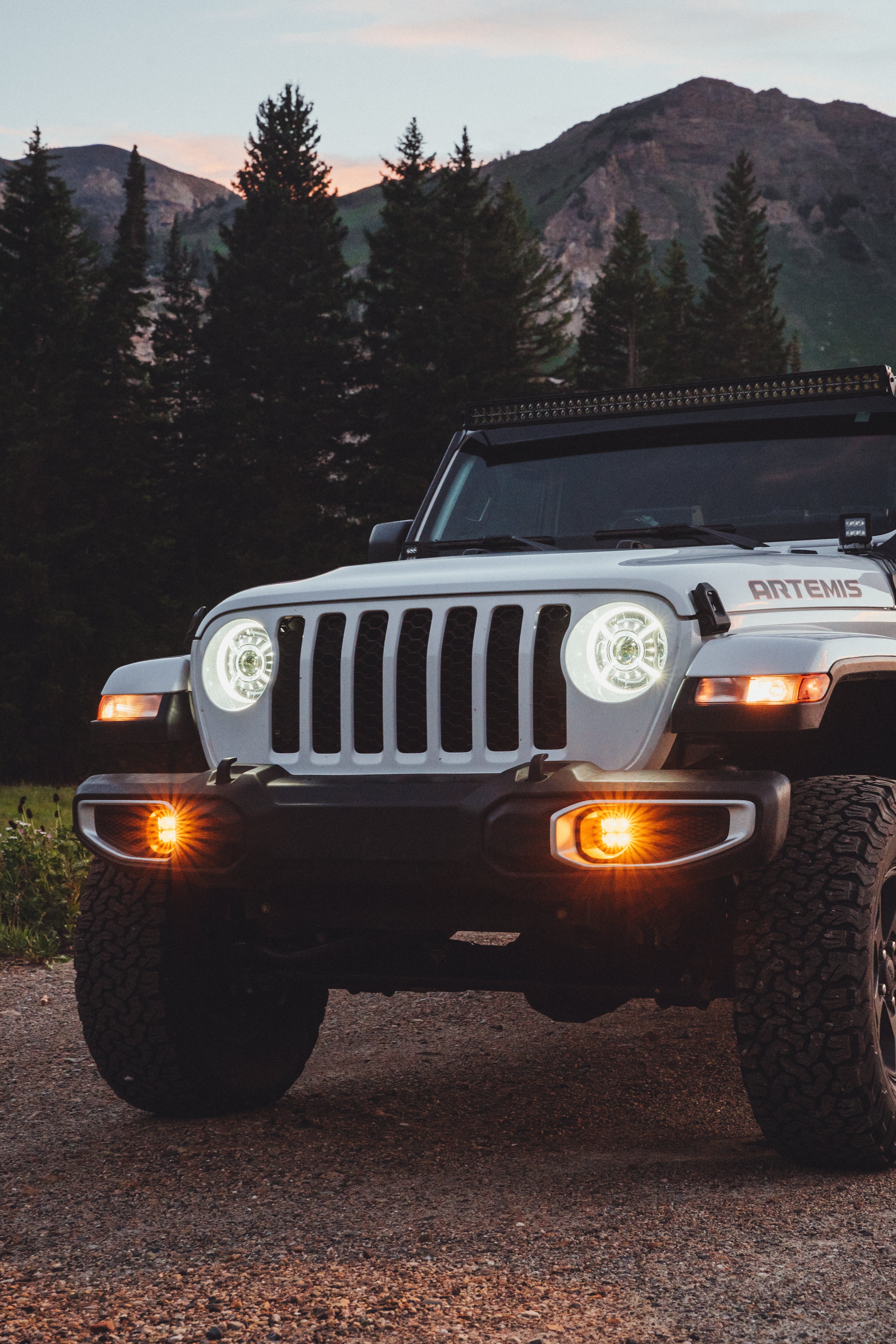 Jeep Wrangler Rubicon LED Fog Light Kit (2018-2020) - Plastic Bumper