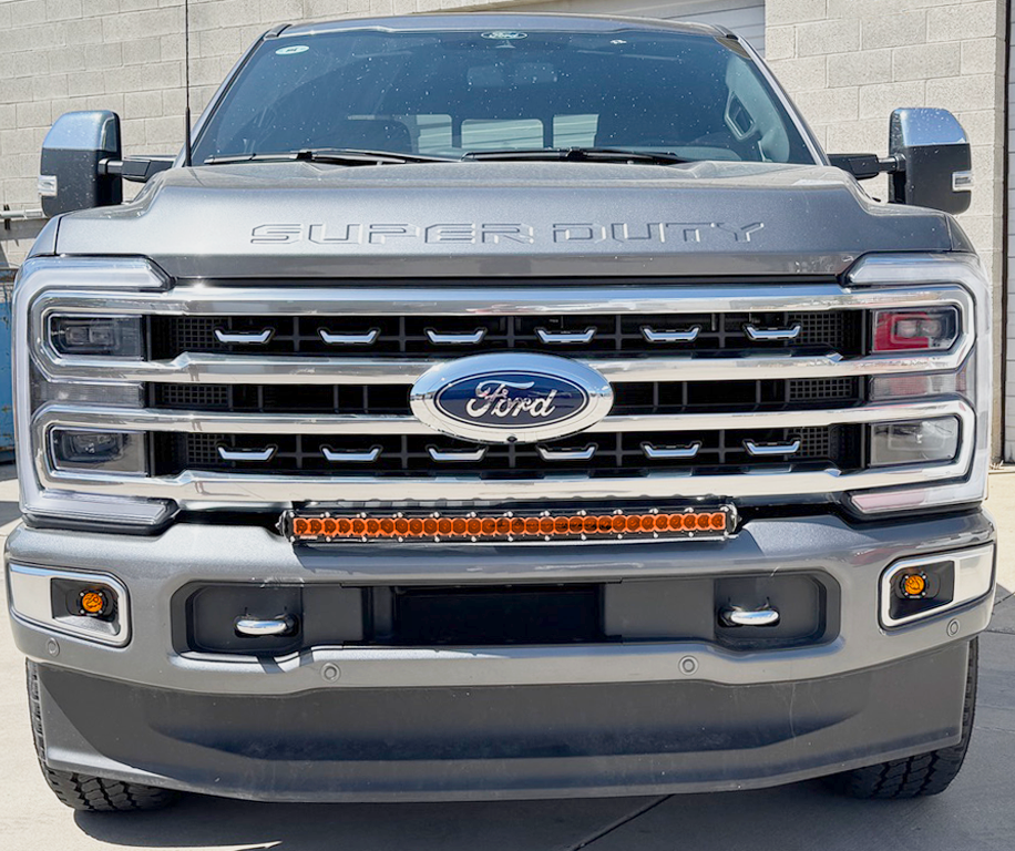 F-250 & 350 Super Duty 30" Curved Bumper Light Bar Kit 2023+