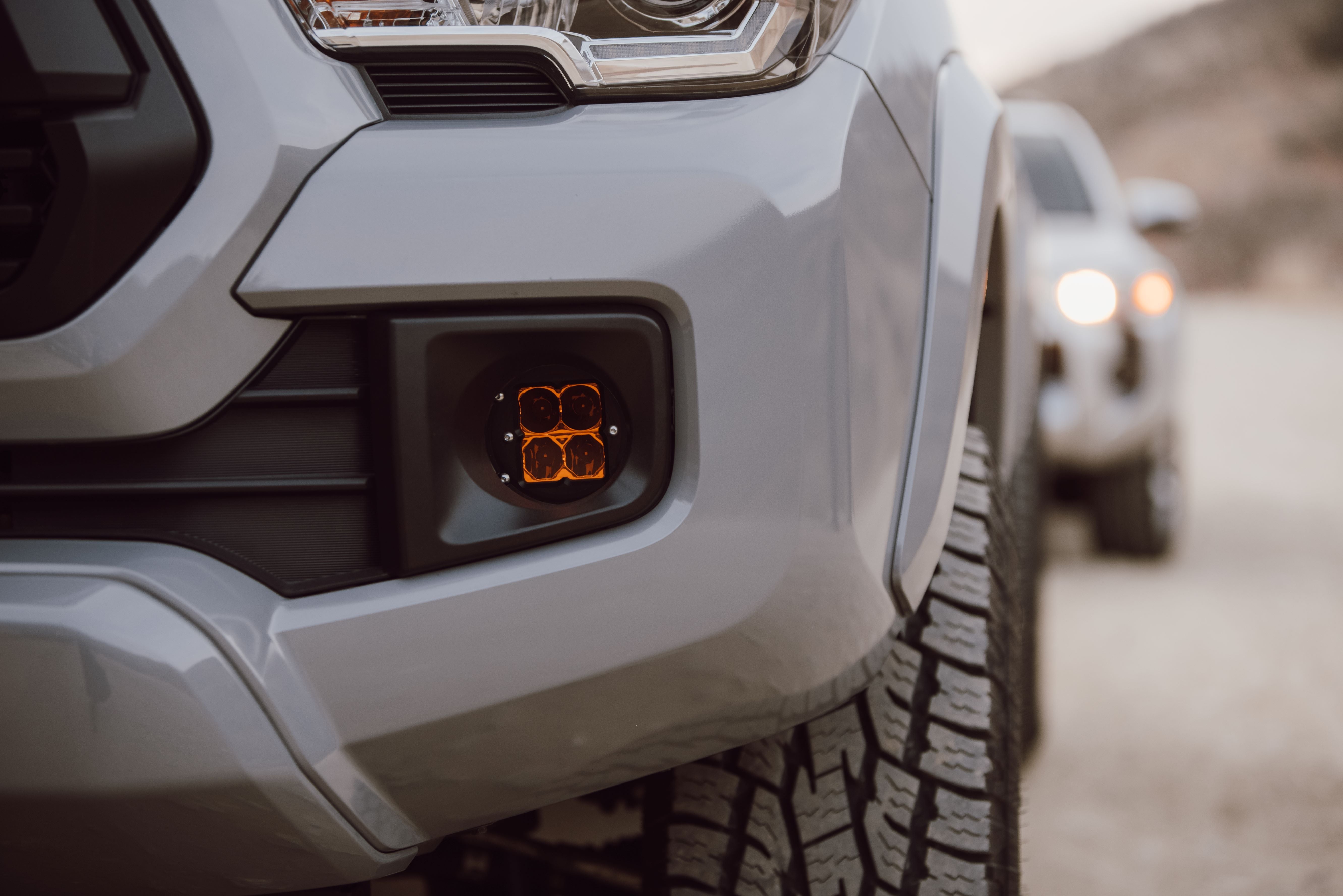 Toyota Tacoma (2012+) - LED Fog Light Kit - Amber Lens