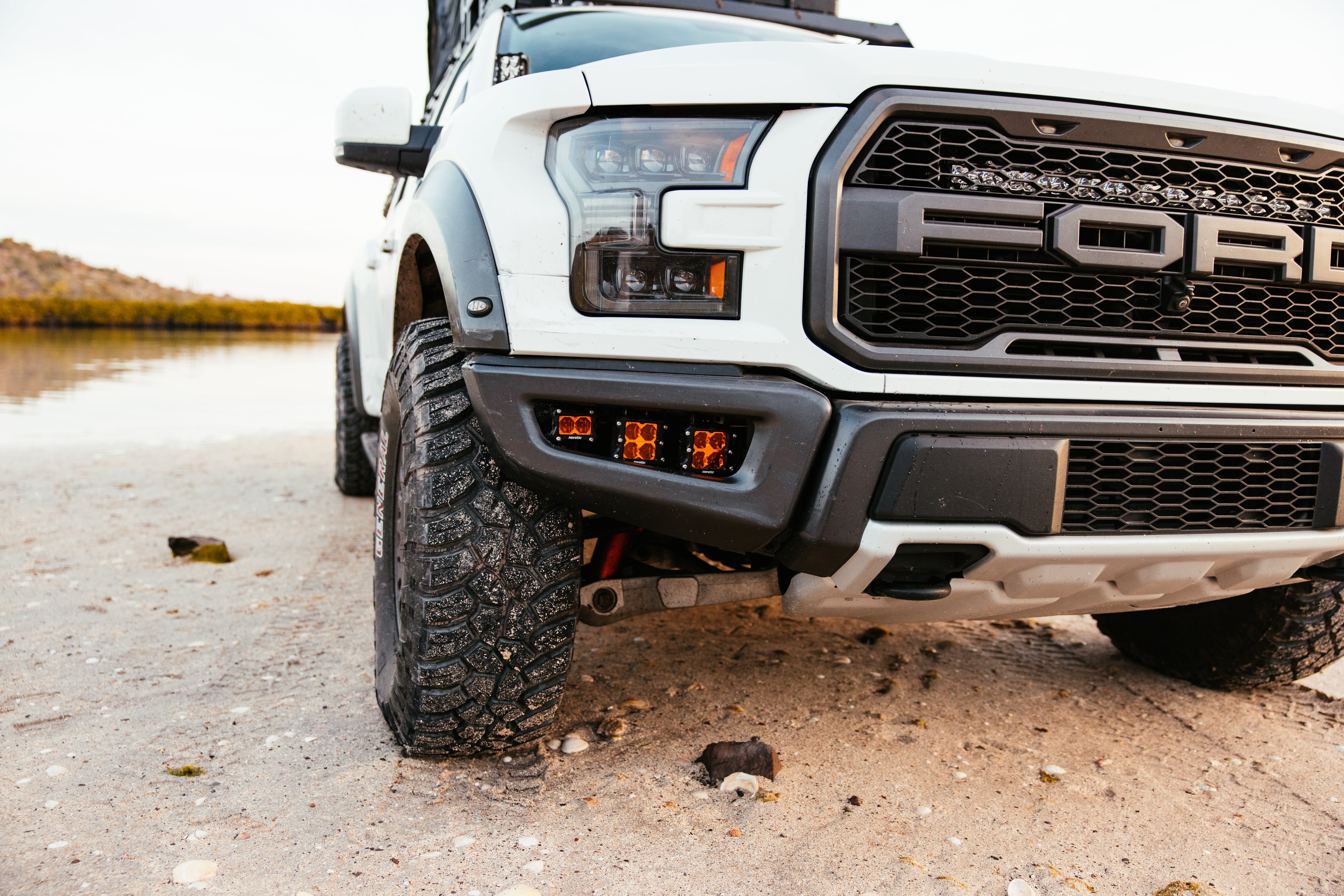 Ford F150 Raptor (2017-2021) - LED Fog Light Kit